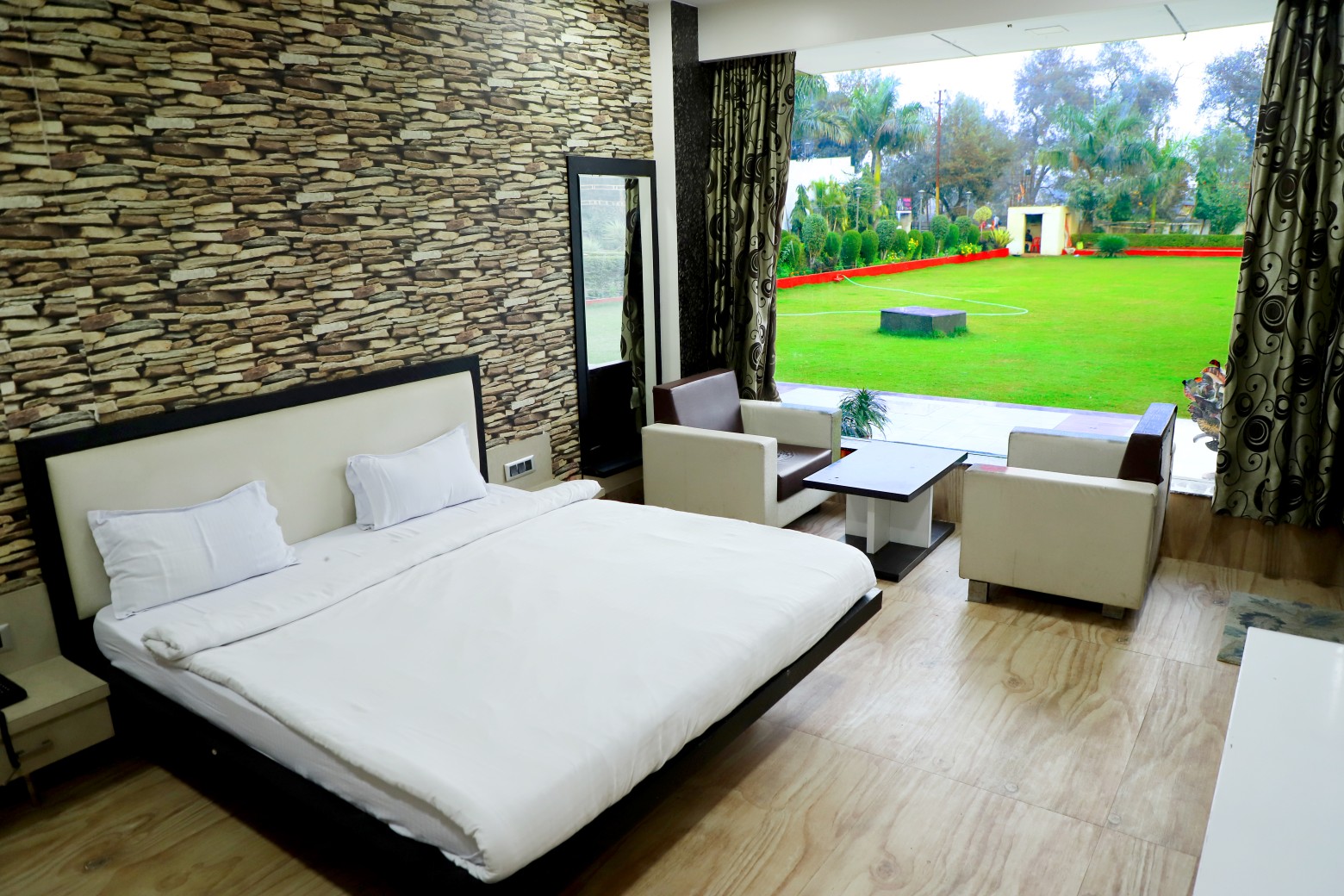 Best Hotel in Uttar Pradesh